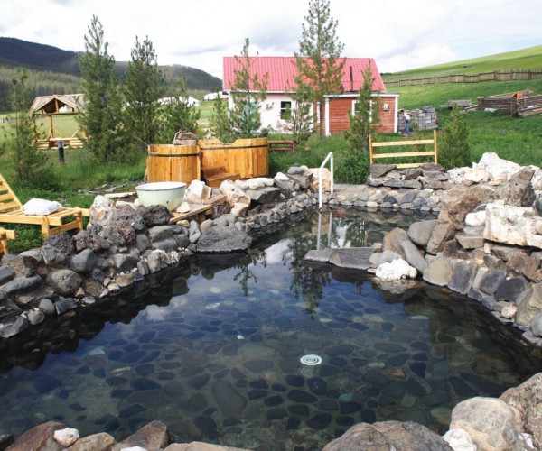Tsenher Hot spring